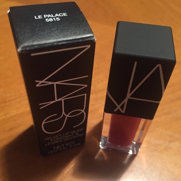 NARS Velvet Lip Glide - Picture 3 of 9